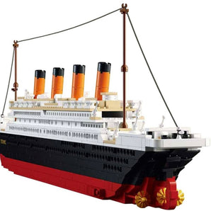 Titanic Byggstenssats  1021 delar